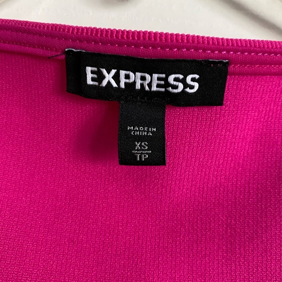 Bright pink top! - Picture 2 of 6